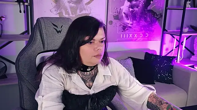 Czat XXX na żywo – CharliBlackwood