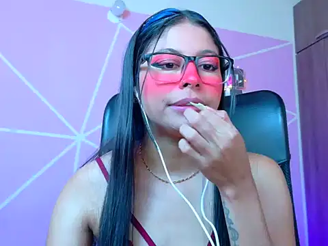 _ALLYSON18_'s Live XXX Chat