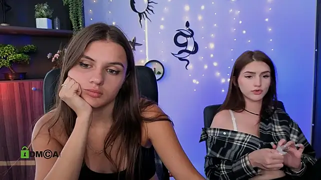 lisa_dark_ Live XXX Chat