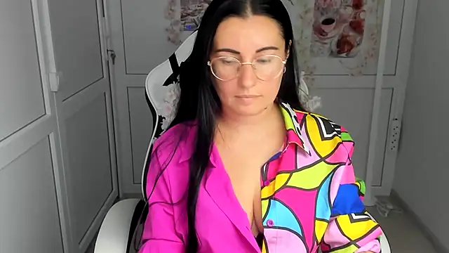 Chat XXX en directo de ChloeVibee