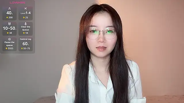 77-Vickyn Live XXX chat