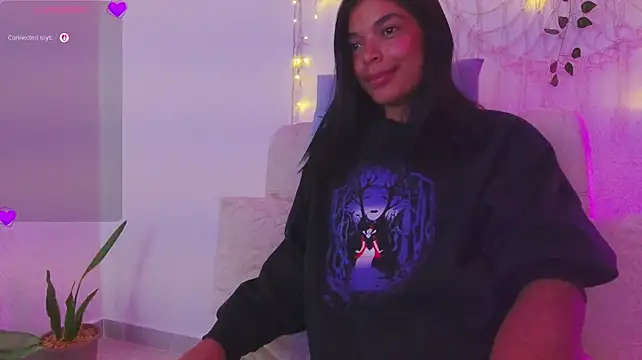 دردشة Nicolle_swt الجنسية المباشرة