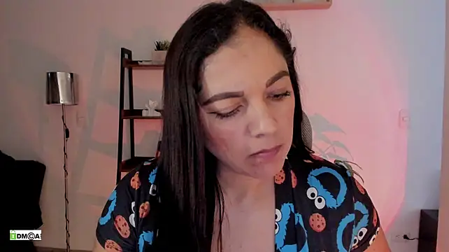 urcute_kitten – Live XXX-chat
