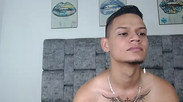 Chat XXX ao vivo de axcel_boy_