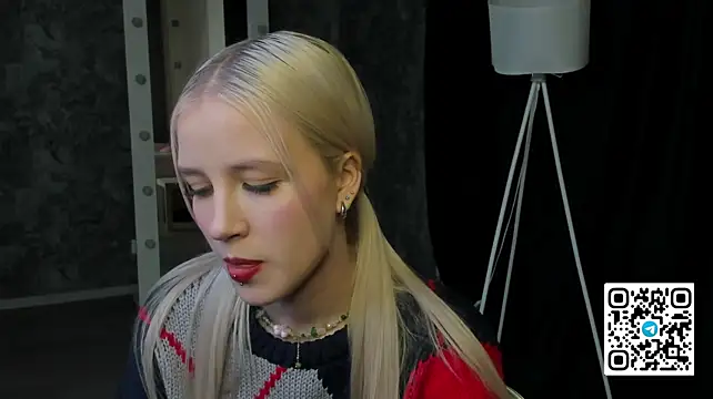 Anellyball's Live XXX Chat