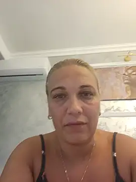 Živý XXX chat PalomaDesireee
