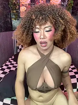 Alluring_Carmelan Webbikameraesitys