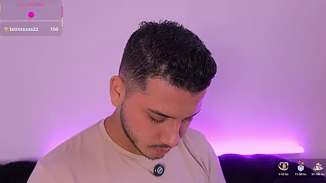 Czat XXX na żywo – Axel_grey_