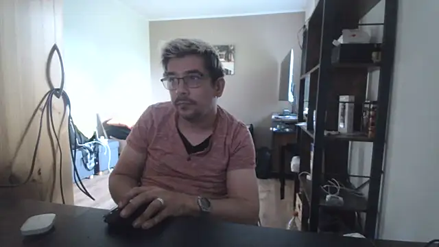 Show modela ByteBandit na web-kameri