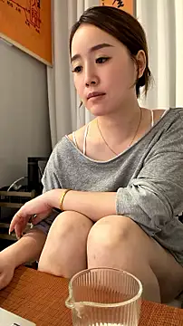 momoli60 网络视讯表演