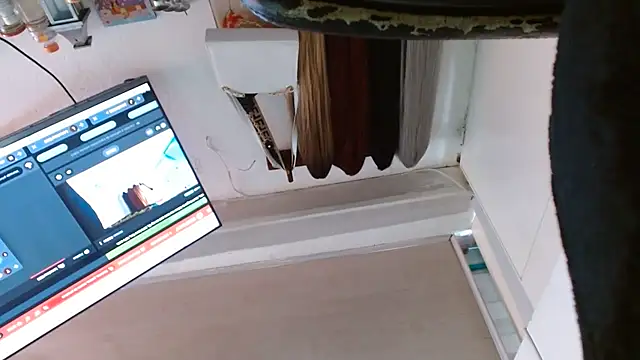 Show Webcam de kim_hot69_