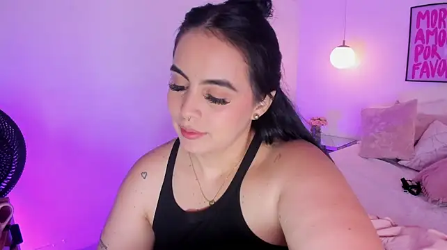camilaa7 现场XXX聊天