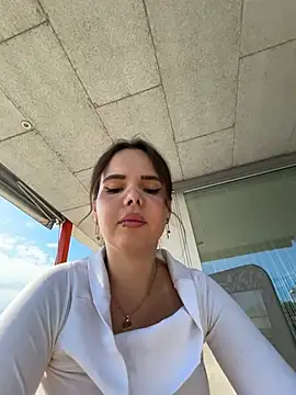 TheCinderella's Live XXX Chat