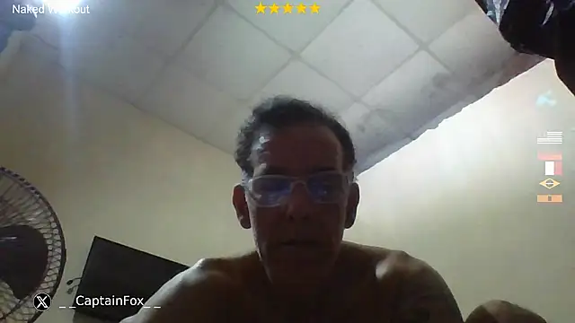 CaptainFox Chat XXX live