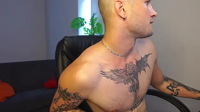 Онлайн чат XXX Igor_Wilde