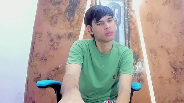 Tyler_schoby – Live XXX-chat