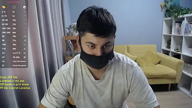 Tomguys: απευθείας συνομιλία ΧΧΧ