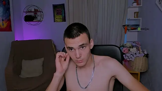 Chatroom XXX en direct de dark_riders