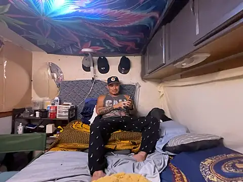 OmarSalasxh33's Live XXX Chat