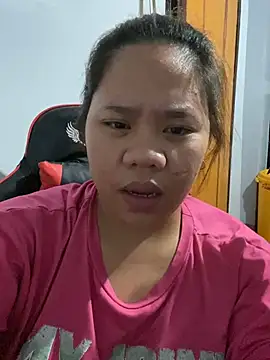 -CLARAMommy- élő XXX-chatje