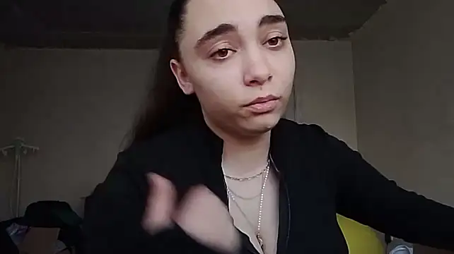 JasquelyneS 现场XXX聊天