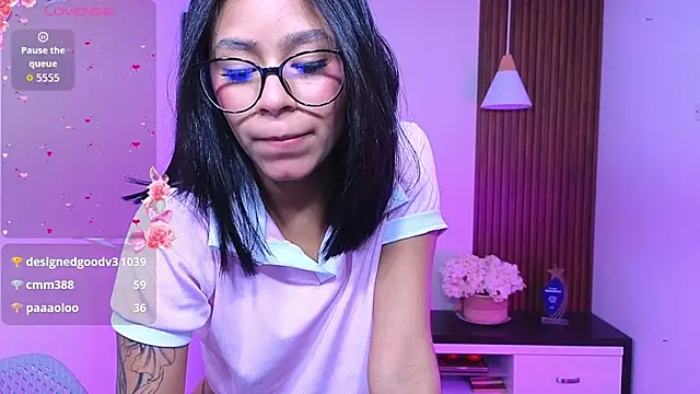 _Celeste_Hill's Live XXX Chat