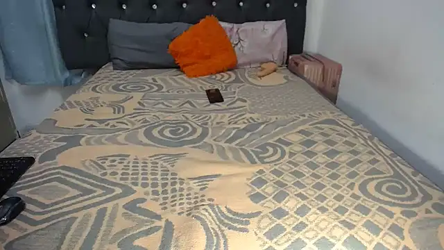 BootySoYummyX 现场XXX聊天
