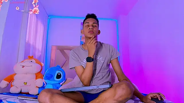 dilan_alfonzo Adlı Modelin Web Kamerası Şovu