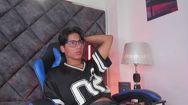 XXX chat uživo modela LiamKron