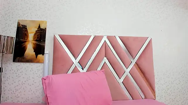 victoriavelazquez Adlı Modelin Canlı XXX Sohbeti