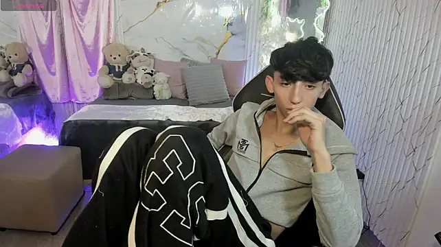 ETHANN_TAY1 Webcam-Show