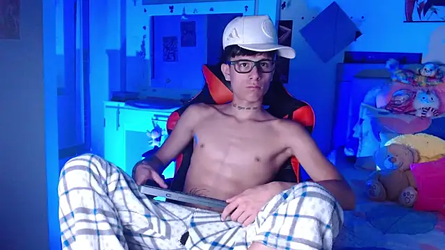 Jake_beach_ Chat XXX live