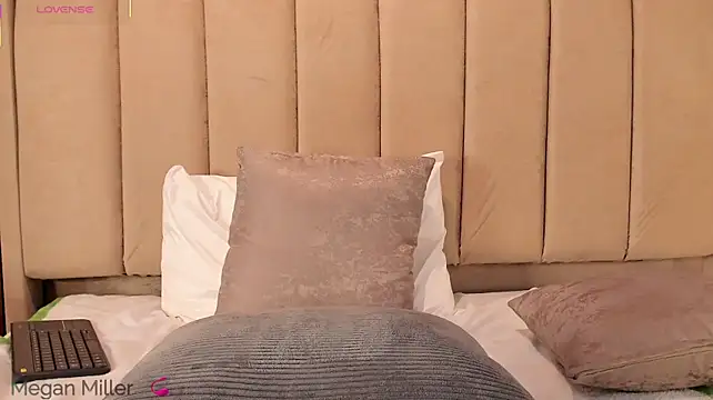 Megan_Mill: απευθείας συνομιλία ΧΧΧ