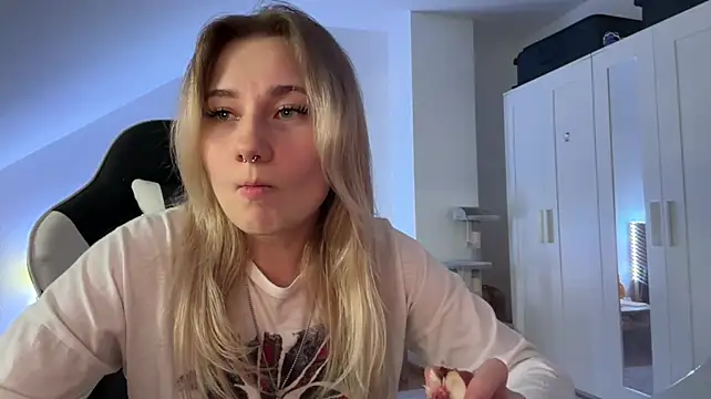 Webkamerová show tutsiecutie