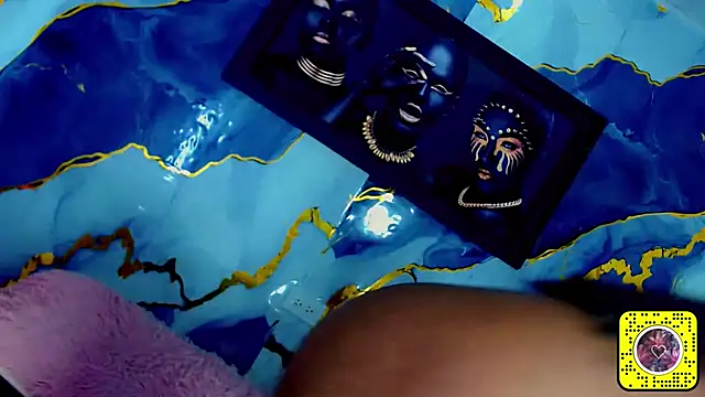 Chat +18 de SaramyBigcock ao vivo