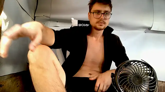 HotGentleman_3003 – webcam-show