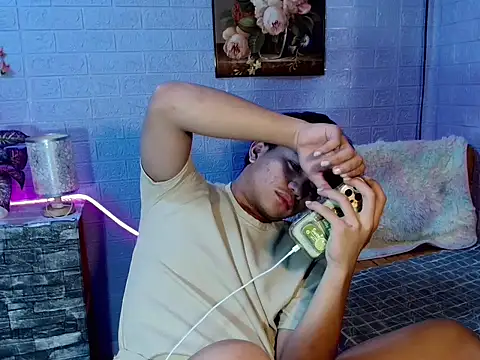 mostwantedtwink Pertunjukan Webcam