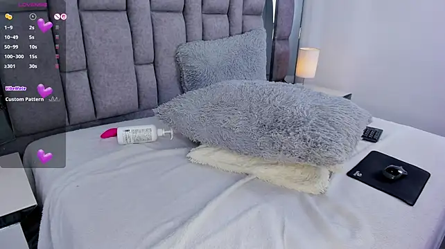 Živý XXX chat EMMAHILL1