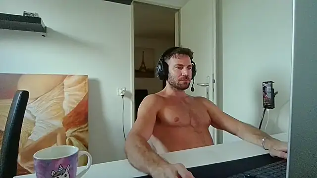 alpha-hunk Live XXX-Chat
