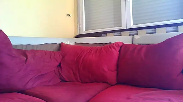 yoahotpetrafiery Webcam Show