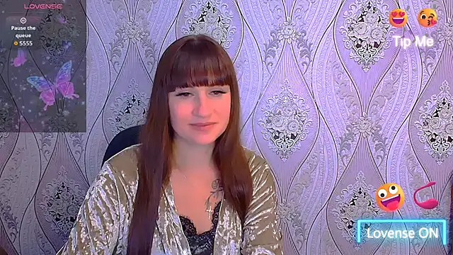 Violla_My Adlı Modelin Canlı XXX Sohbeti
