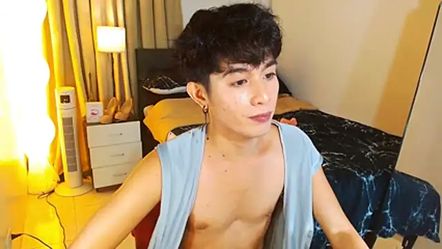 Živý XXX chat WildestTwink