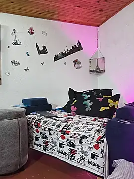 keila_j's Live XXX Chat