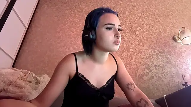 Chat +18 de SharikaBabecki ao vivo