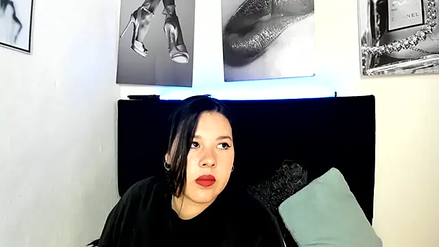 LinaBrowm Chat XXX live