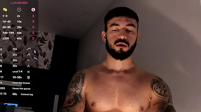 צ'אט XXX בשידור חי של MarkWalker__