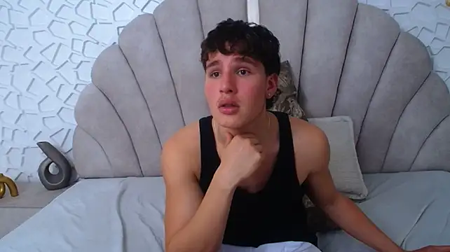 XXX chat uživo modela SEXYBOY_VC