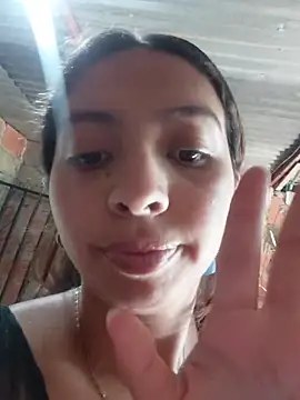 aziel_ardiente's Webcam Show