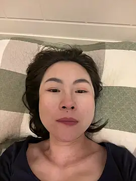 Eva10069 即時 XXX 聊天