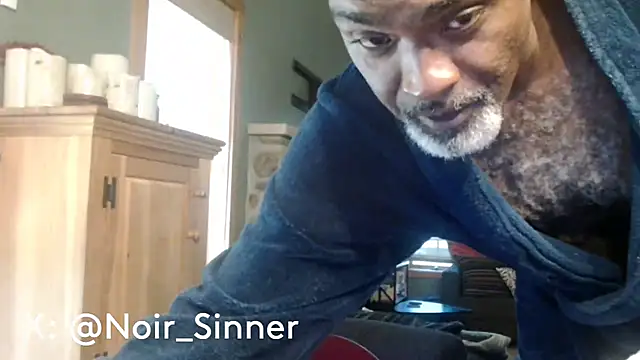 sinnernoir's Live XXX Chat
